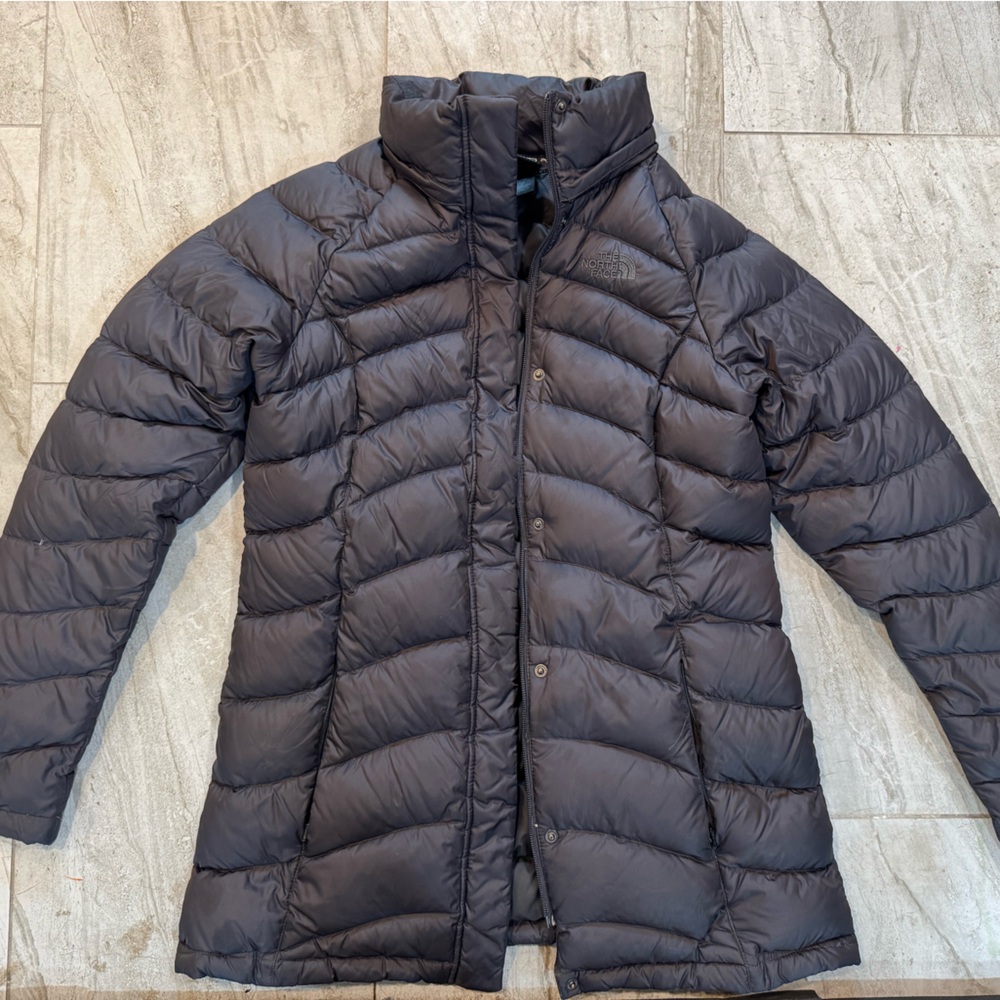 The North Face Women's Dark Gray Puffer Jacket